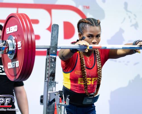 Powerlifting femenino: fuerza, disciplina y empoderamiento